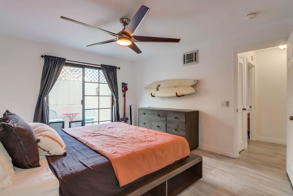 Virtual tour photo 33 of 50 for 2828 Famosa Blvd
