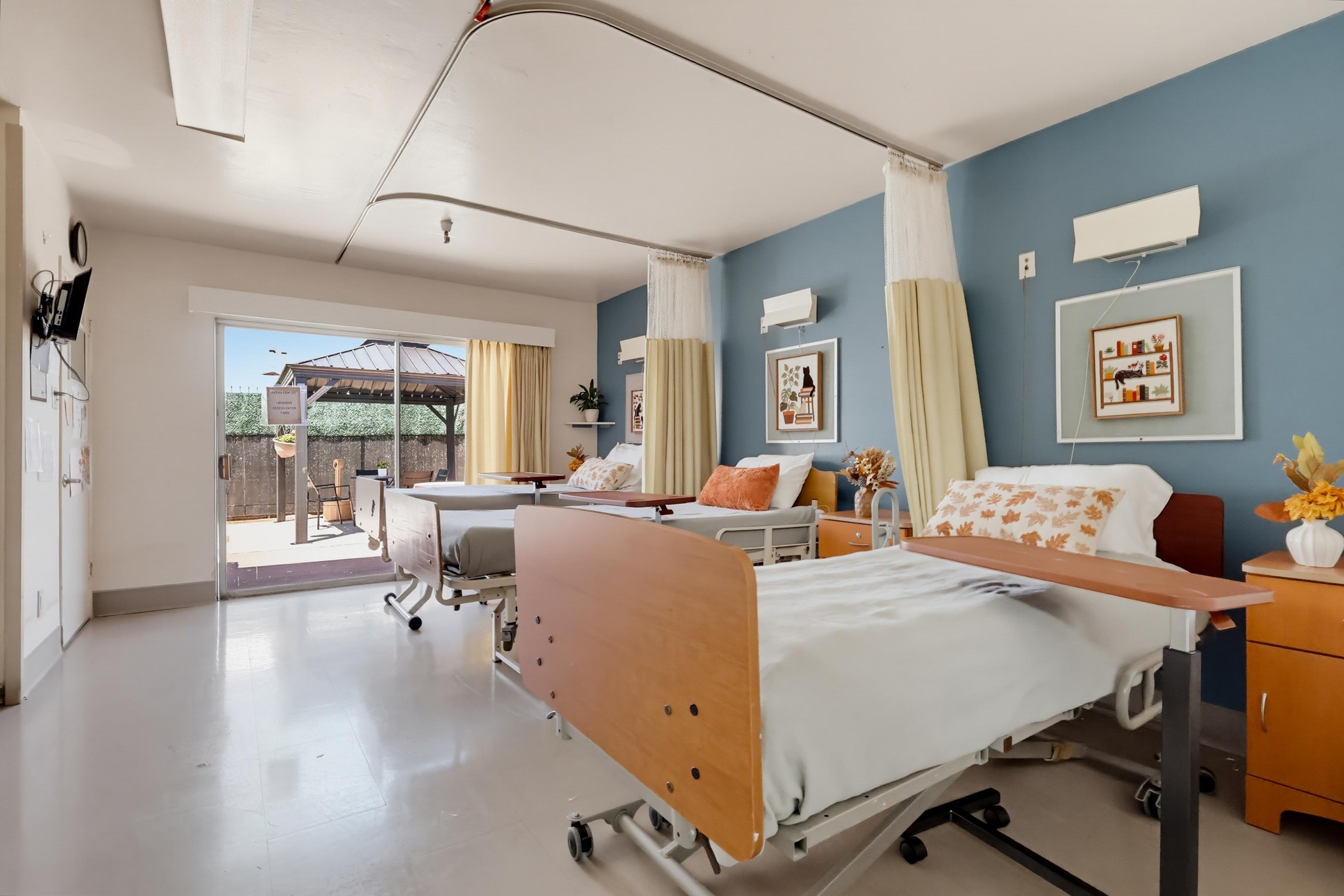 Virtual tour photo 16 of 35 for 2828 Pico Blvd