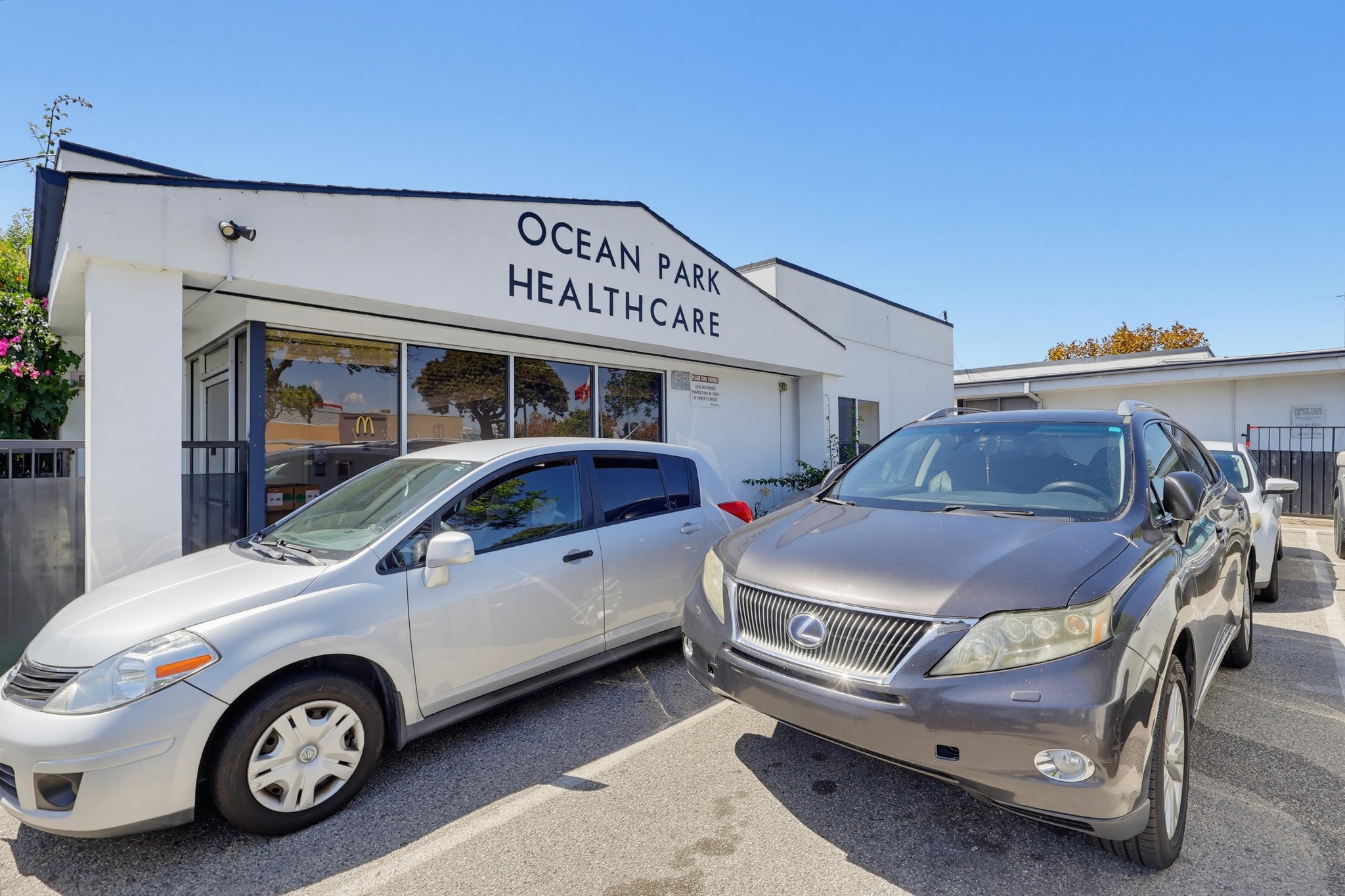 Virtual tour photo 32 of 35 for 2828 Pico Blvd