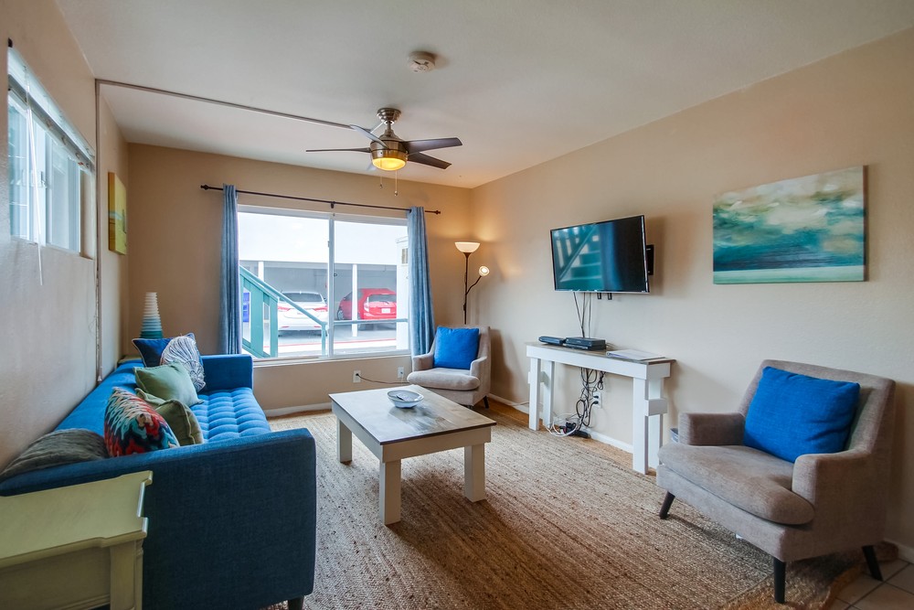 Virtual tour photo 6 of 38 for 2829 Mission Blvd