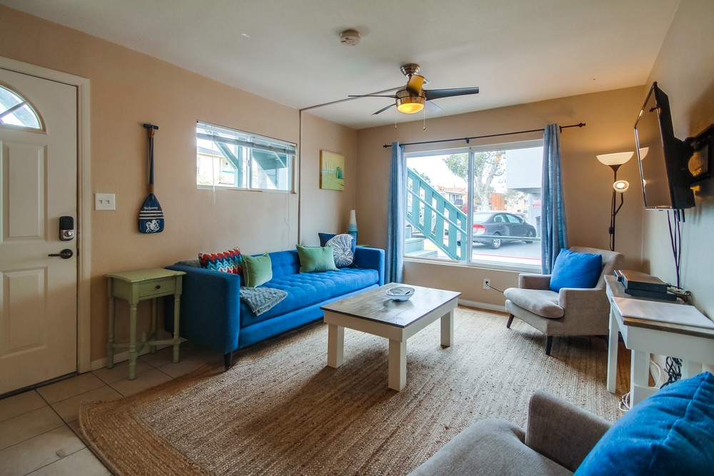 Virtual tour photo 8 of 38 for 2829 Mission Blvd