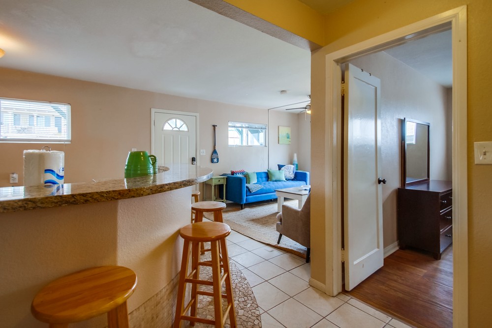 Virtual tour photo 12 of 38 for 2829 Mission Blvd