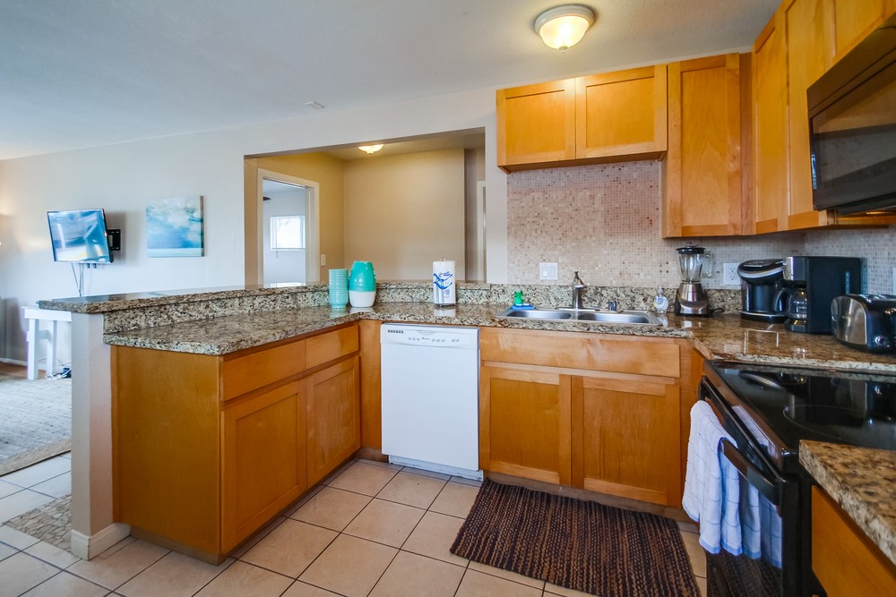 Virtual tour photo 17 of 38 for 2829 Mission Blvd