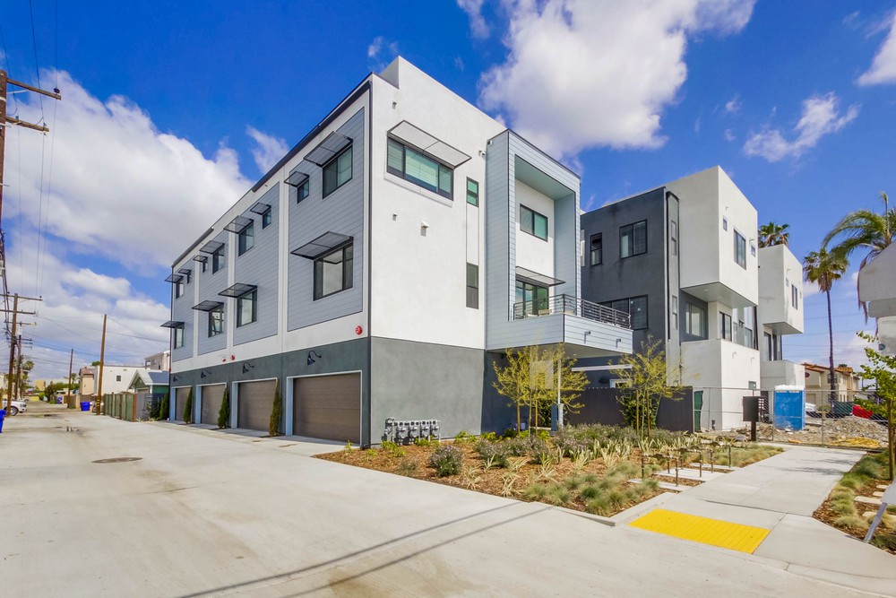 Virtual tour photo 1 of 49 for 2834 Polk Ave