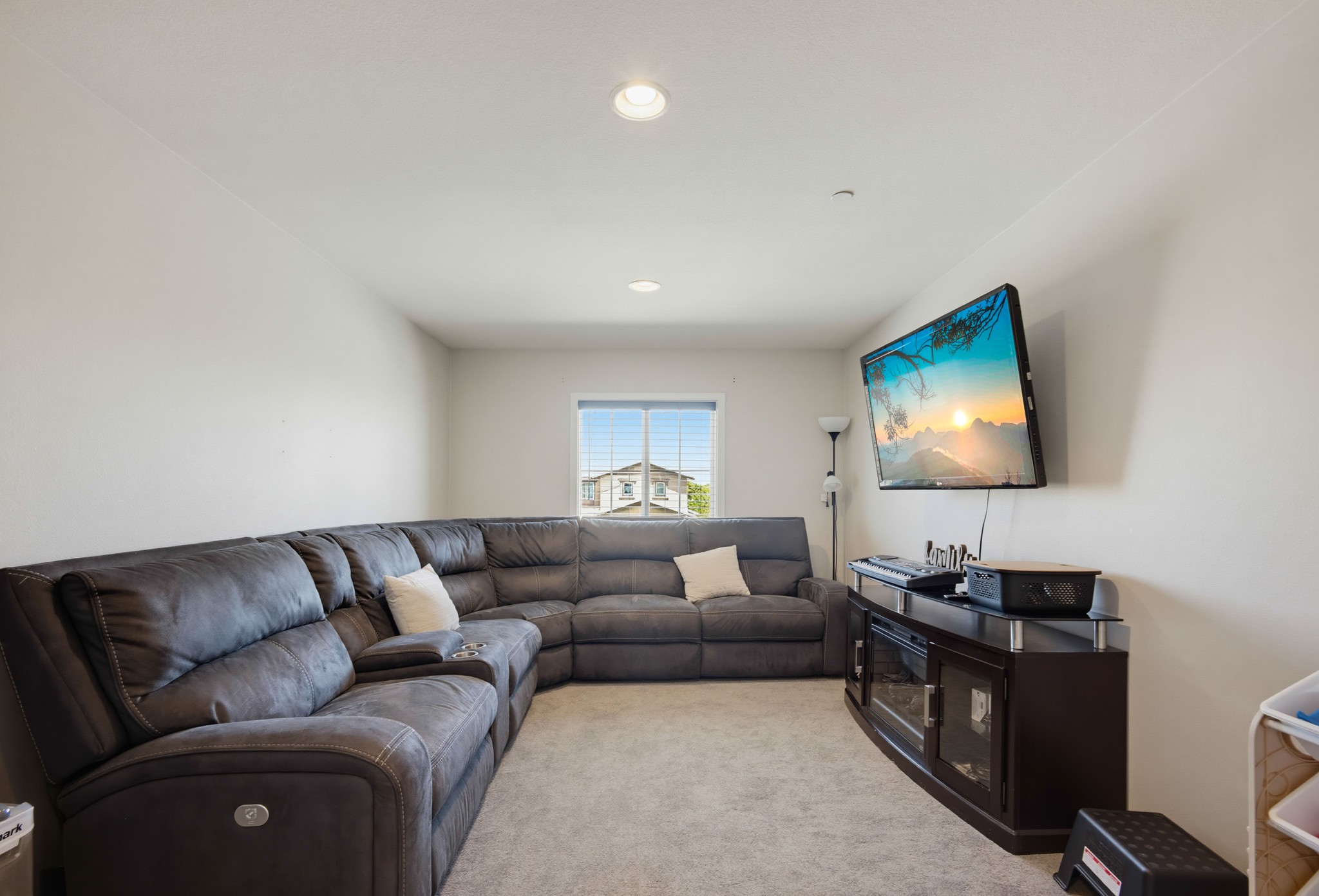 Virtual tour photo 26 of 53 for 28347 Merced Ranch Ct