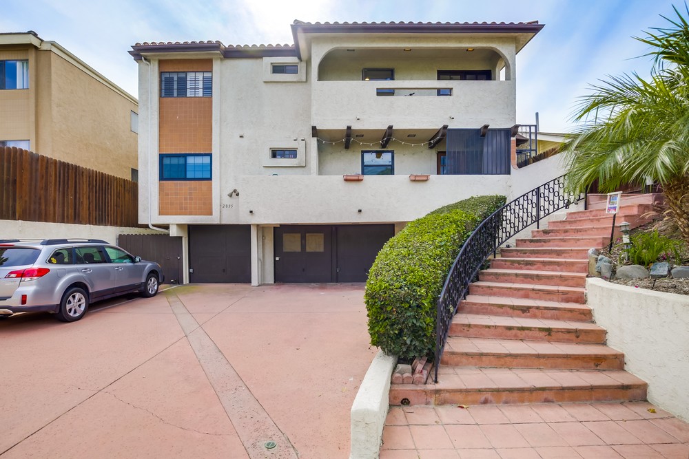 Virtual tour photo 1 of 37 for 2835 C St #6