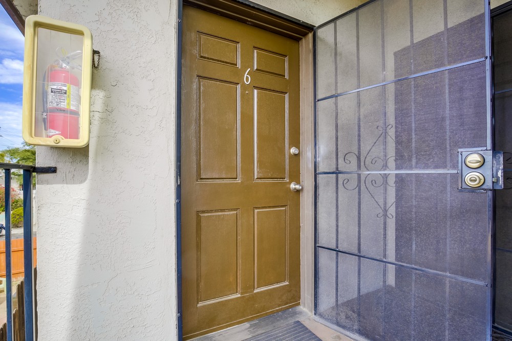 Virtual tour photo 7 of 37 for 2835 C St #6