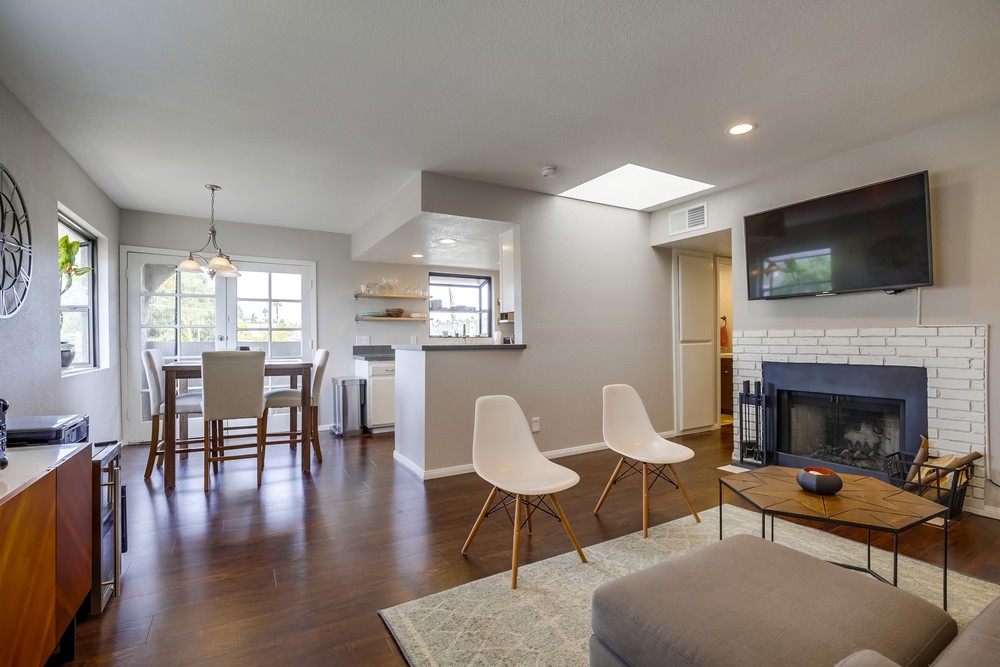 Virtual tour photo 9 of 37 for 2835 C St #6