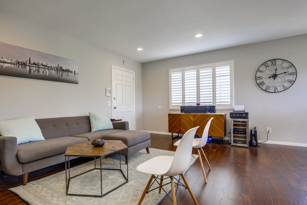 Virtual tour photo 11 of 37 for 2835 C St #6