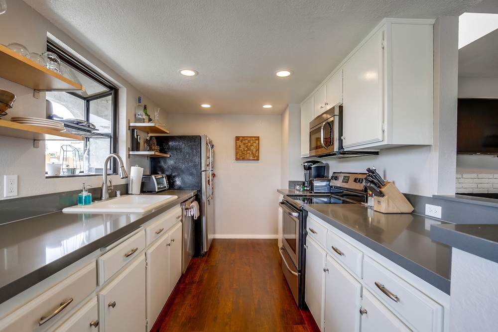 Virtual tour photo 19 of 37 for 2835 C St #6