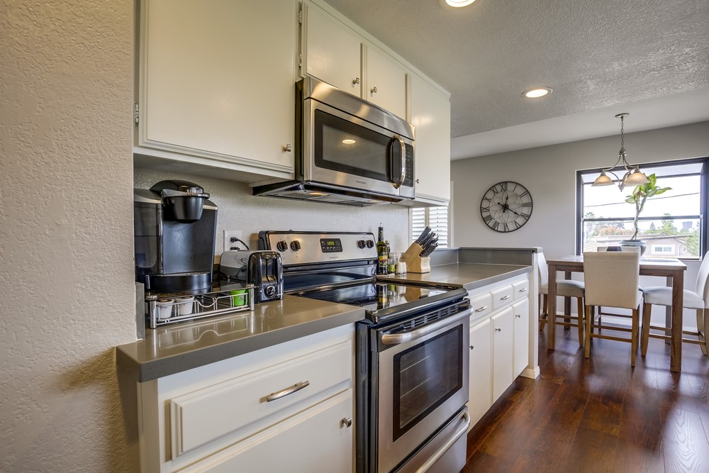Virtual tour photo 21 of 37 for 2835 C St #6
