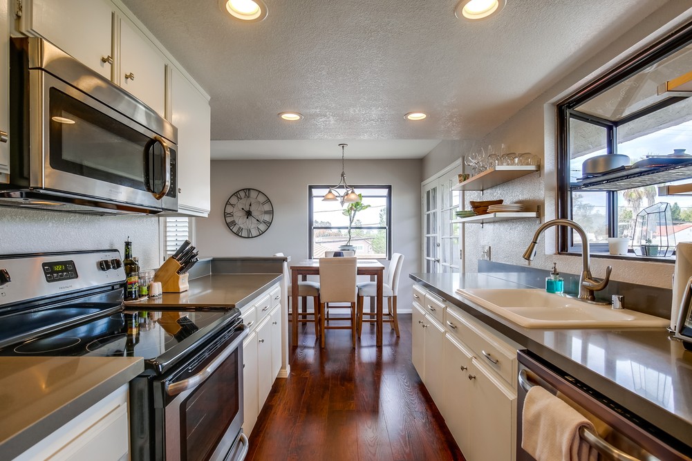 Virtual tour photo 23 of 37 for 2835 C St #6