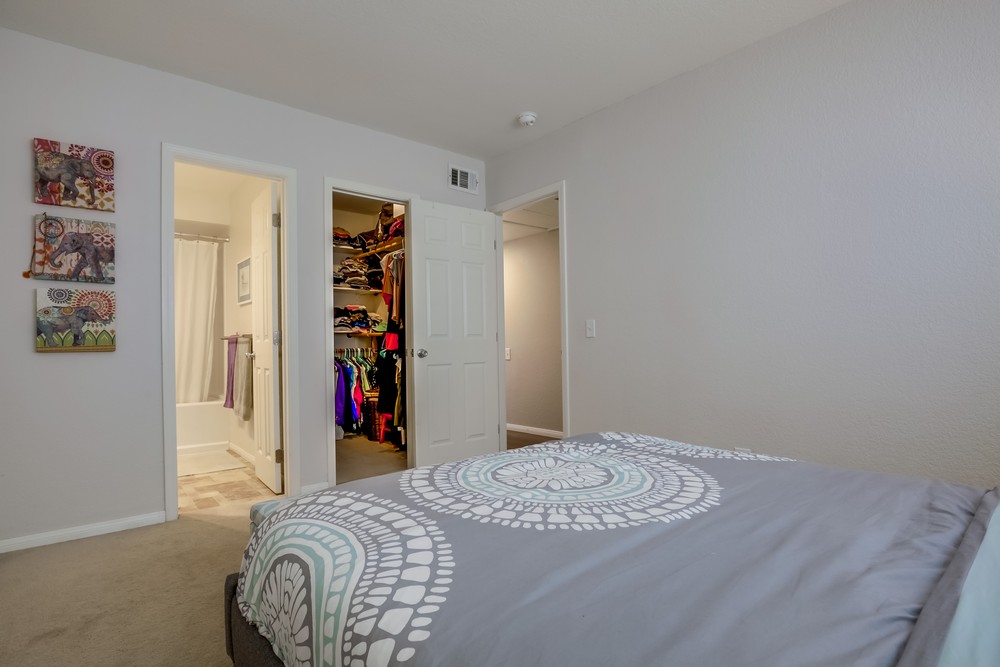 Virtual tour photo 27 of 37 for 2835 C St #6