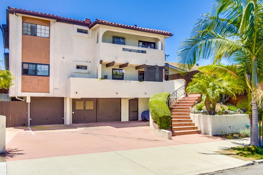 Virtual tour photo 4 of 44 for 2835 C St UNIT 9