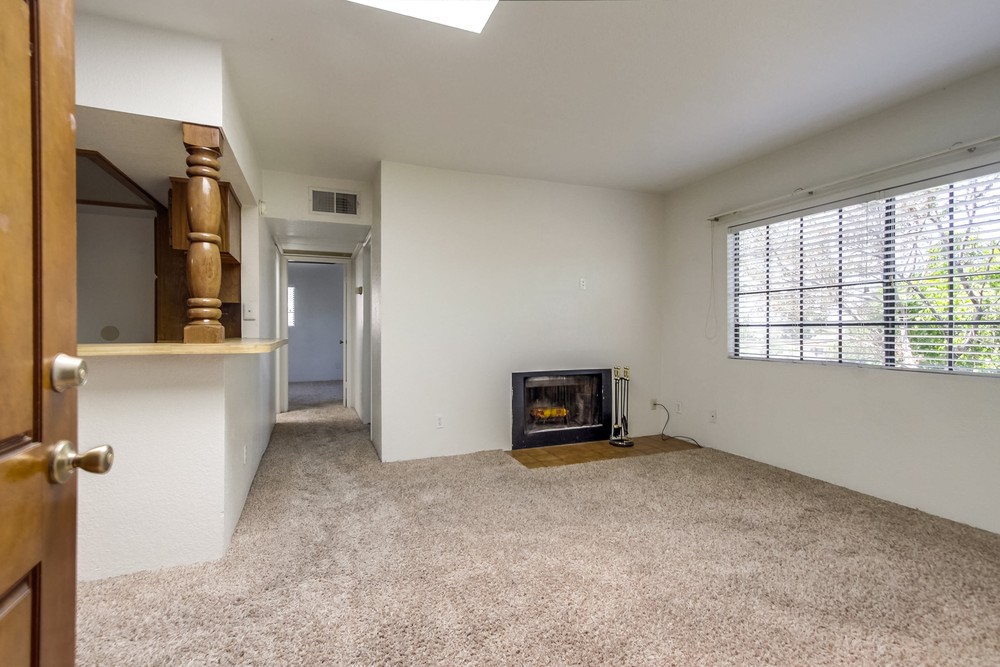 Virtual tour photo 17 of 44 for 2835 C St UNIT 9