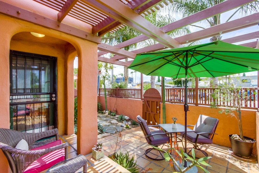 Virtual tour photo 10 of 44 for 2836 Lincoln Ave
