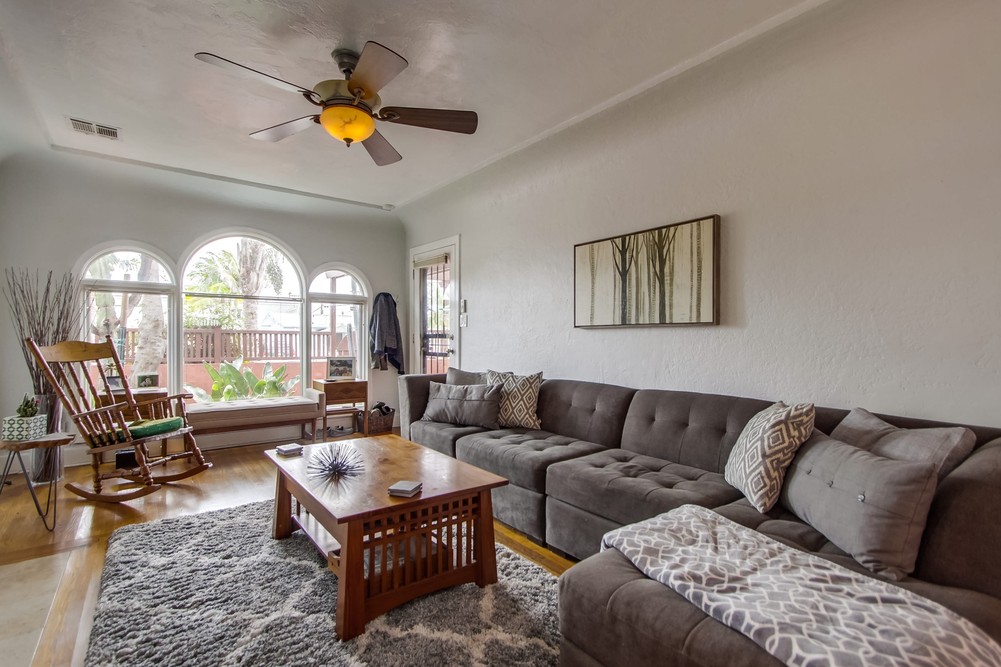 Virtual tour photo 17 of 44 for 2836 Lincoln Ave