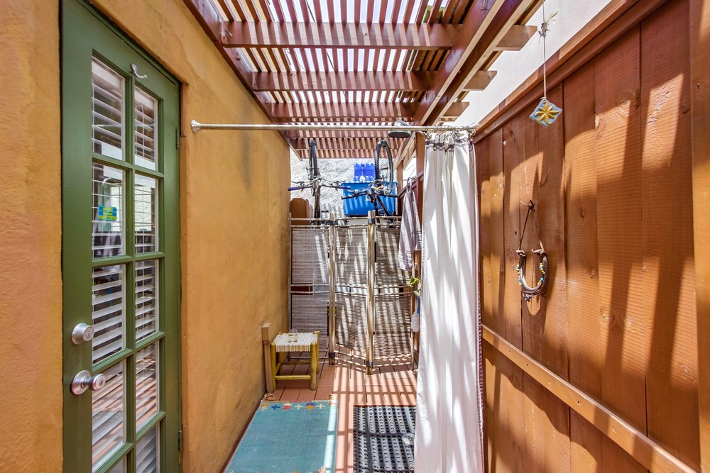 Virtual tour photo 39 of 44 for 2836 Lincoln Ave