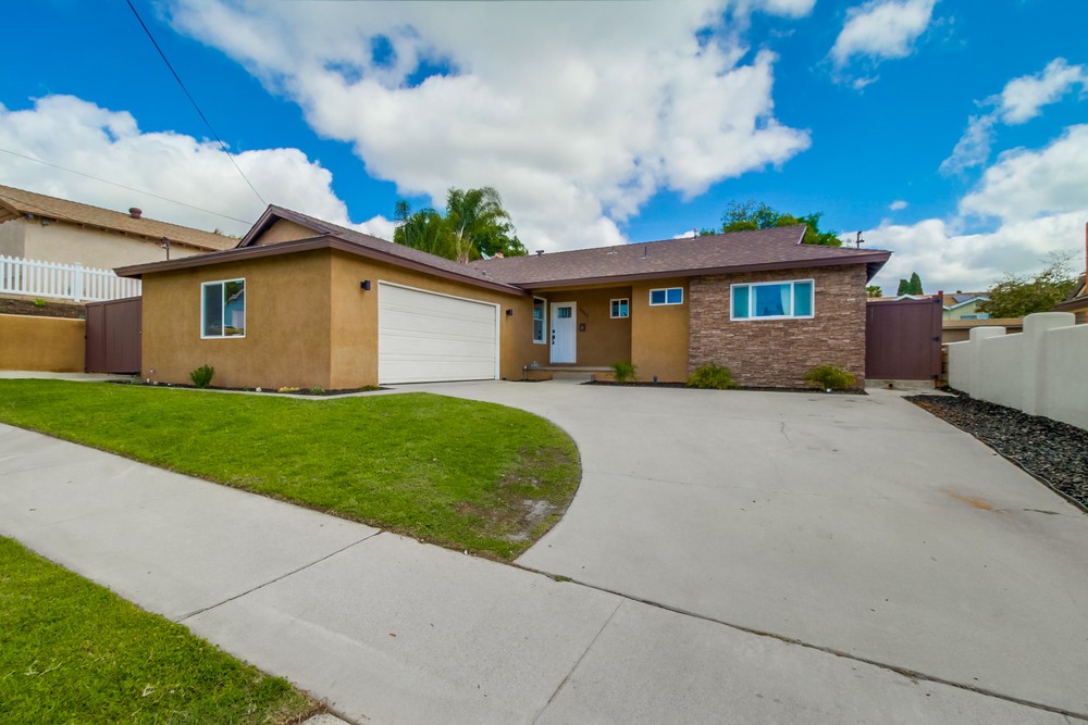 Virtual tour photo 4 of 52 for 2836 Rockne St
