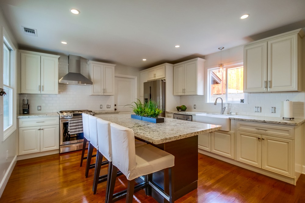 Virtual tour photo 16 of 52 for 2836 Rockne St