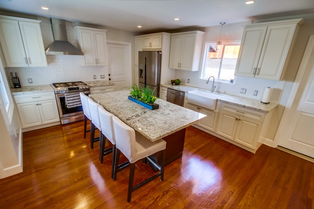 Virtual tour photo 17 of 52 for 2836 Rockne St