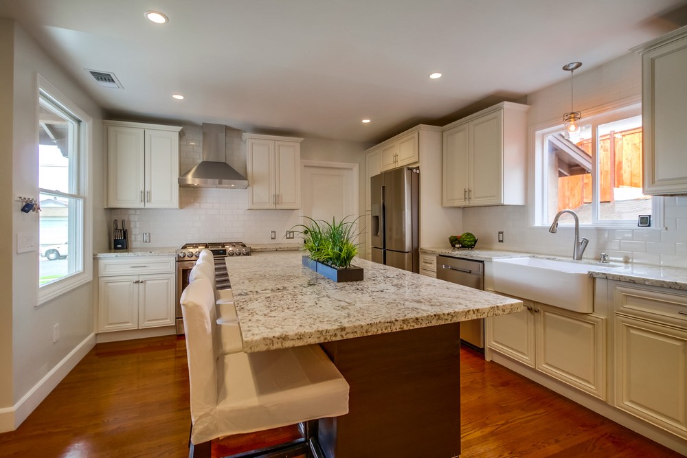 Virtual tour photo 18 of 52 for 2836 Rockne St