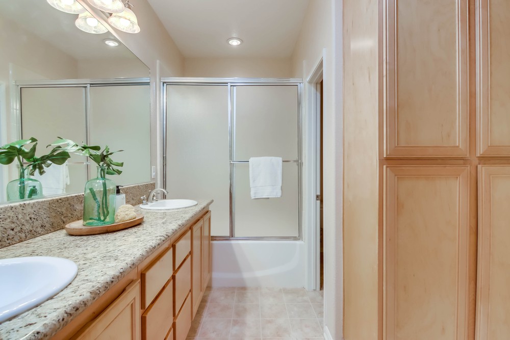 Virtual tour photo 32 of 48 for 2836 Villas Way