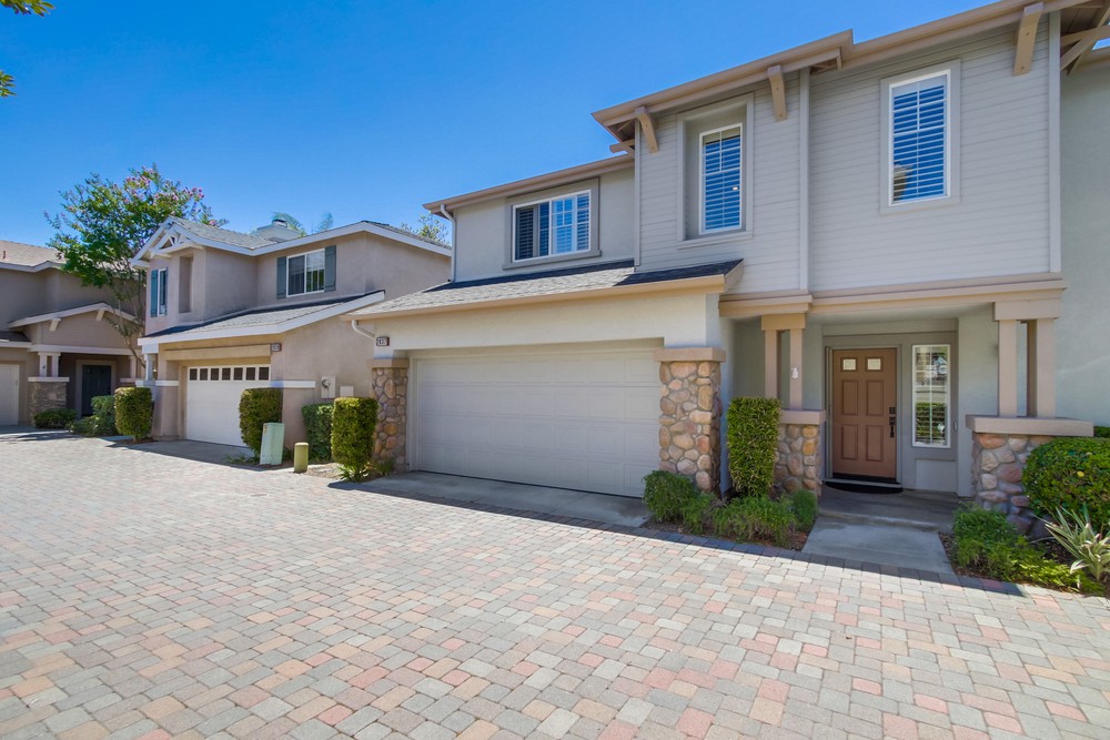 Virtual tour photo 1 of 46 for 2837 W Canyon Ave.