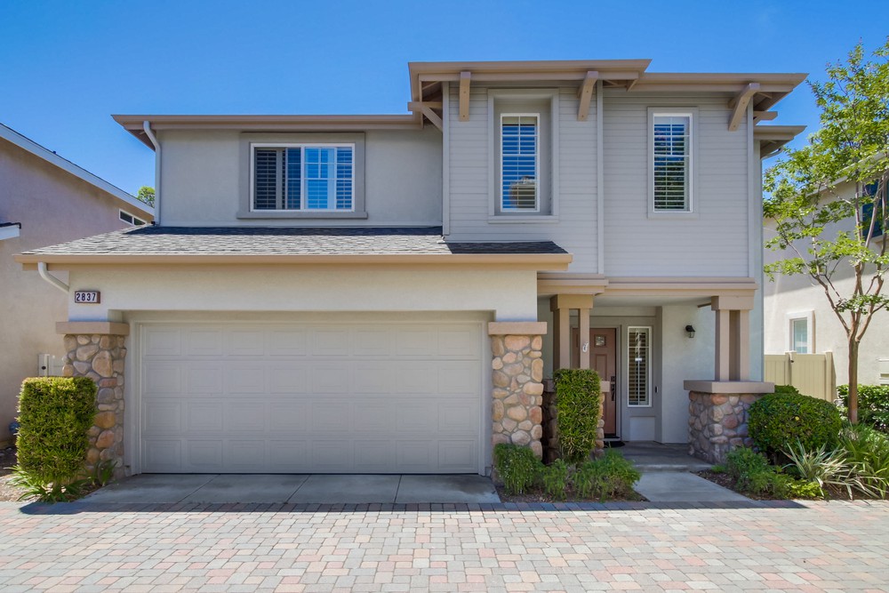 Virtual tour photo 3 of 46 for 2837 W Canyon Ave.