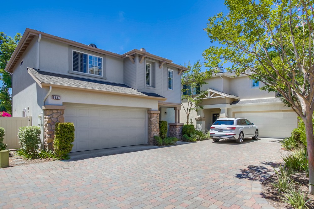 Virtual tour photo 5 of 46 for 2837 W Canyon Ave.