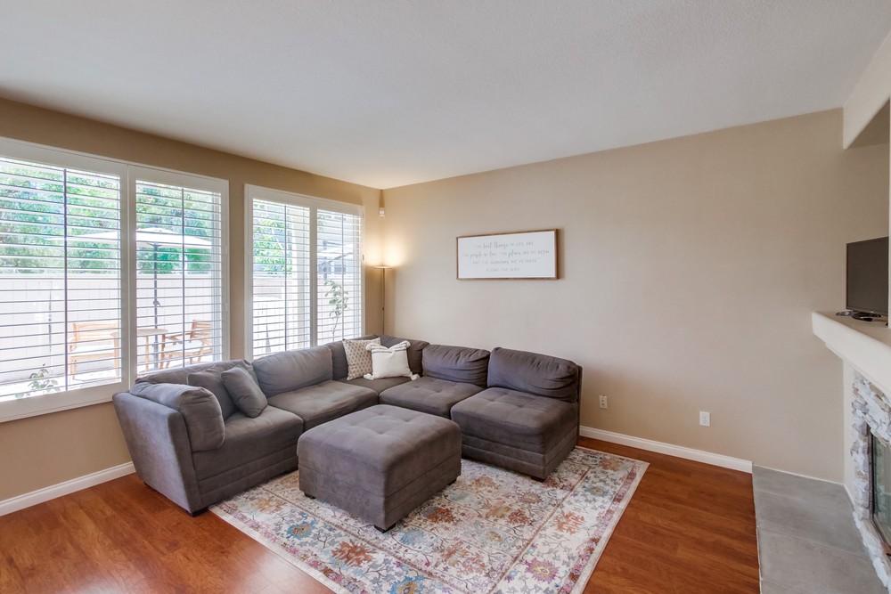 Virtual tour photo 7 of 46 for 2837 W Canyon Ave.