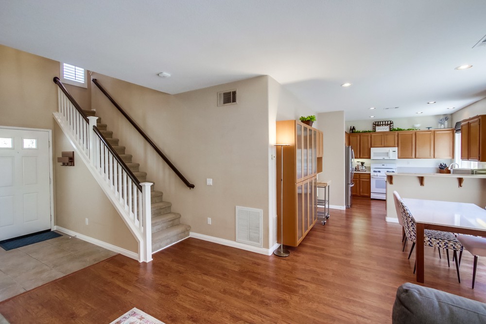Virtual tour photo 10 of 46 for 2837 W Canyon Ave.