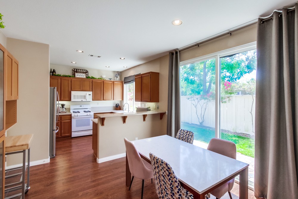 Virtual tour photo 11 of 46 for 2837 W Canyon Ave.