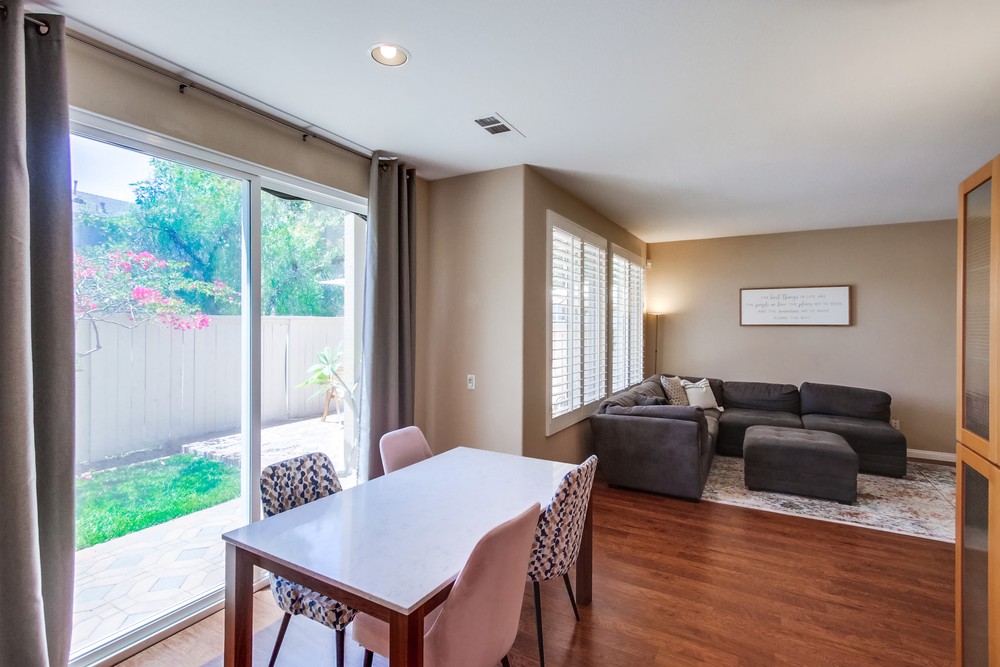 Virtual tour photo 12 of 46 for 2837 W Canyon Ave.