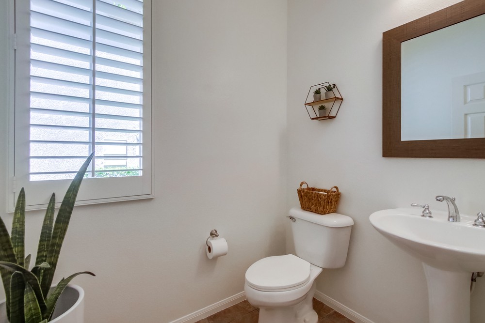 Virtual tour photo 19 of 46 for 2837 W Canyon Ave.