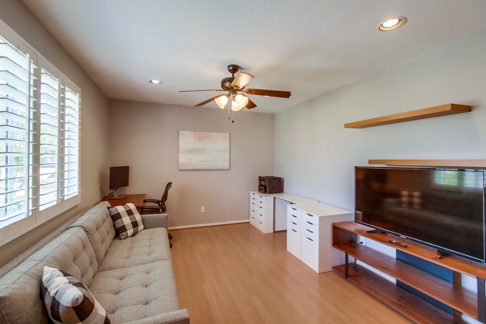 Virtual tour photo 21 of 46 for 2837 W Canyon Ave.