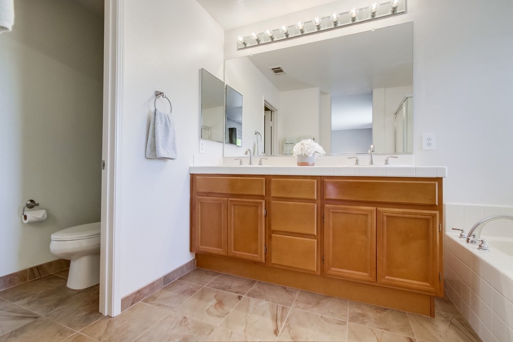 Virtual tour photo 31 of 46 for 2837 W Canyon Ave.