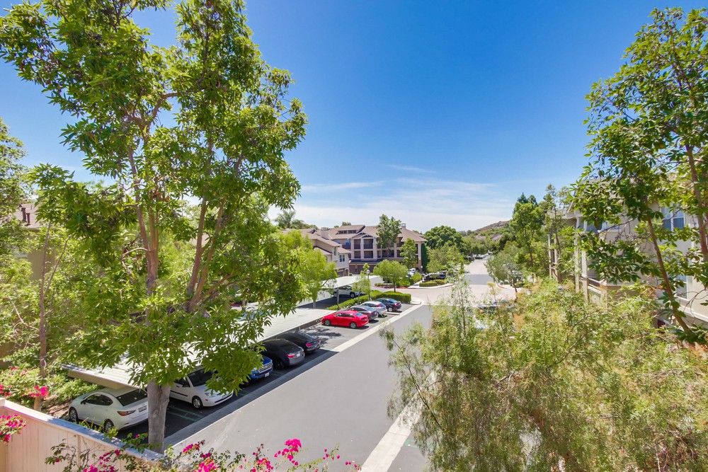 Virtual tour photo 34 of 46 for 2837 W Canyon Ave.