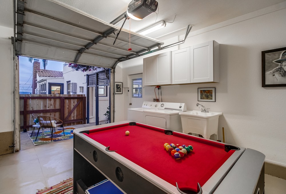 Virtual tour photo 15 of 115 for 2839 State St