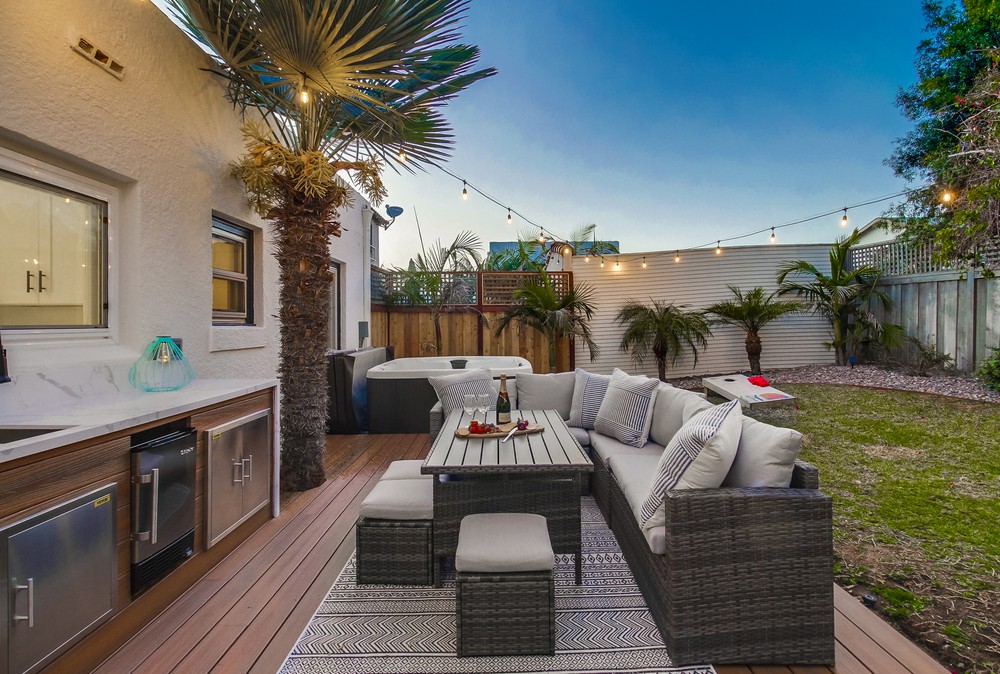 Virtual tour photo 17 of 115 for 2839 State St