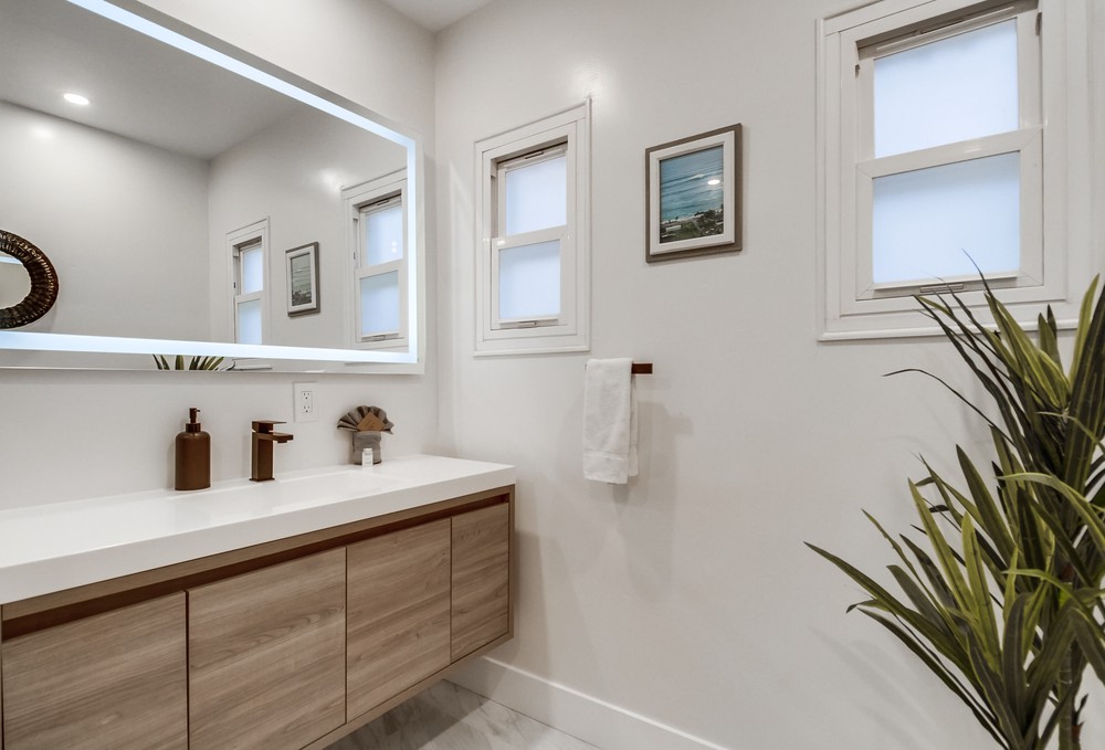 Virtual tour photo 76 of 115 for 2839 State St
