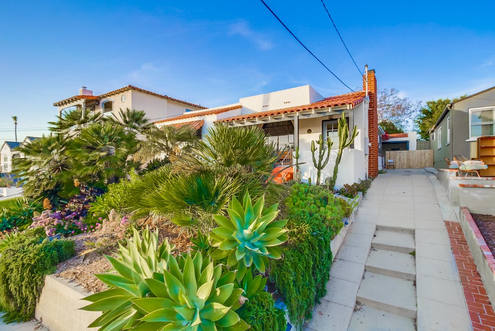 Virtual tour photo 88 of 115 for 2839 State St