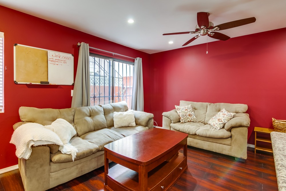 Virtual tour photo 13 of 29 for 2840 C St #4