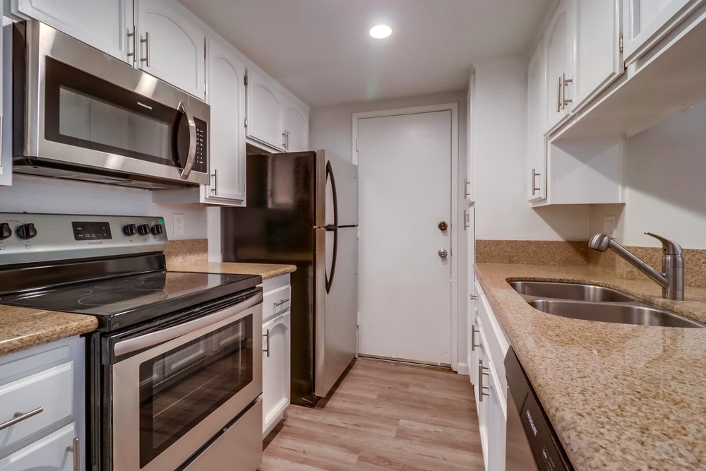 Virtual tour photo 19 of 34 for 2840 C St UNIT 1