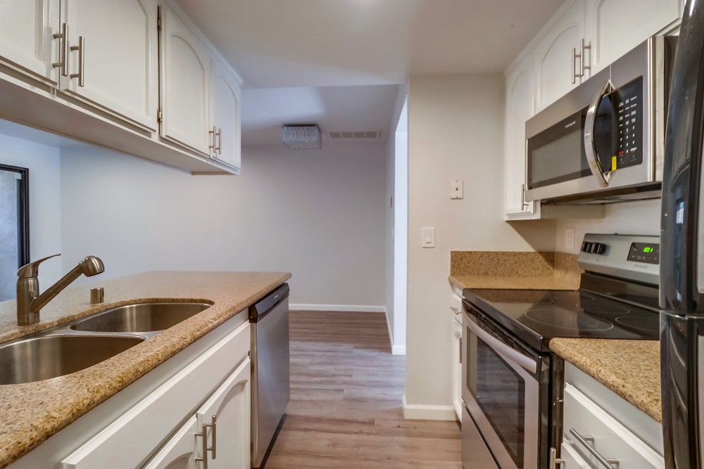 Virtual tour photo 20 of 34 for 2840 C St UNIT 1