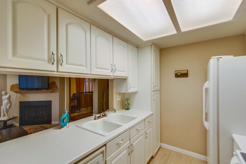 Virtual tour photo 18 of 28 for 2840 C St Unit 3