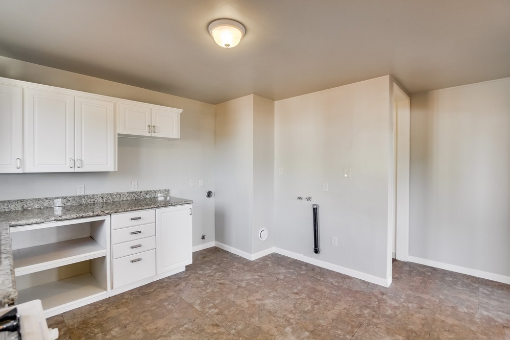 Virtual tour photo 25 of 56 for 2840 Nye Street