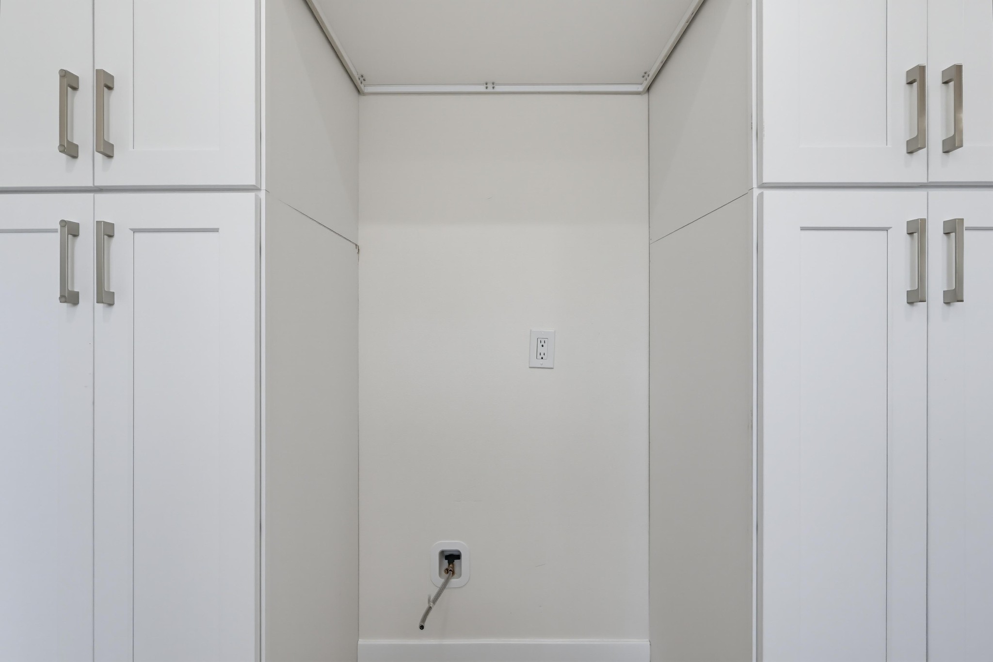 Virtual tour photo 23 of 77 for 2841 E 69th St