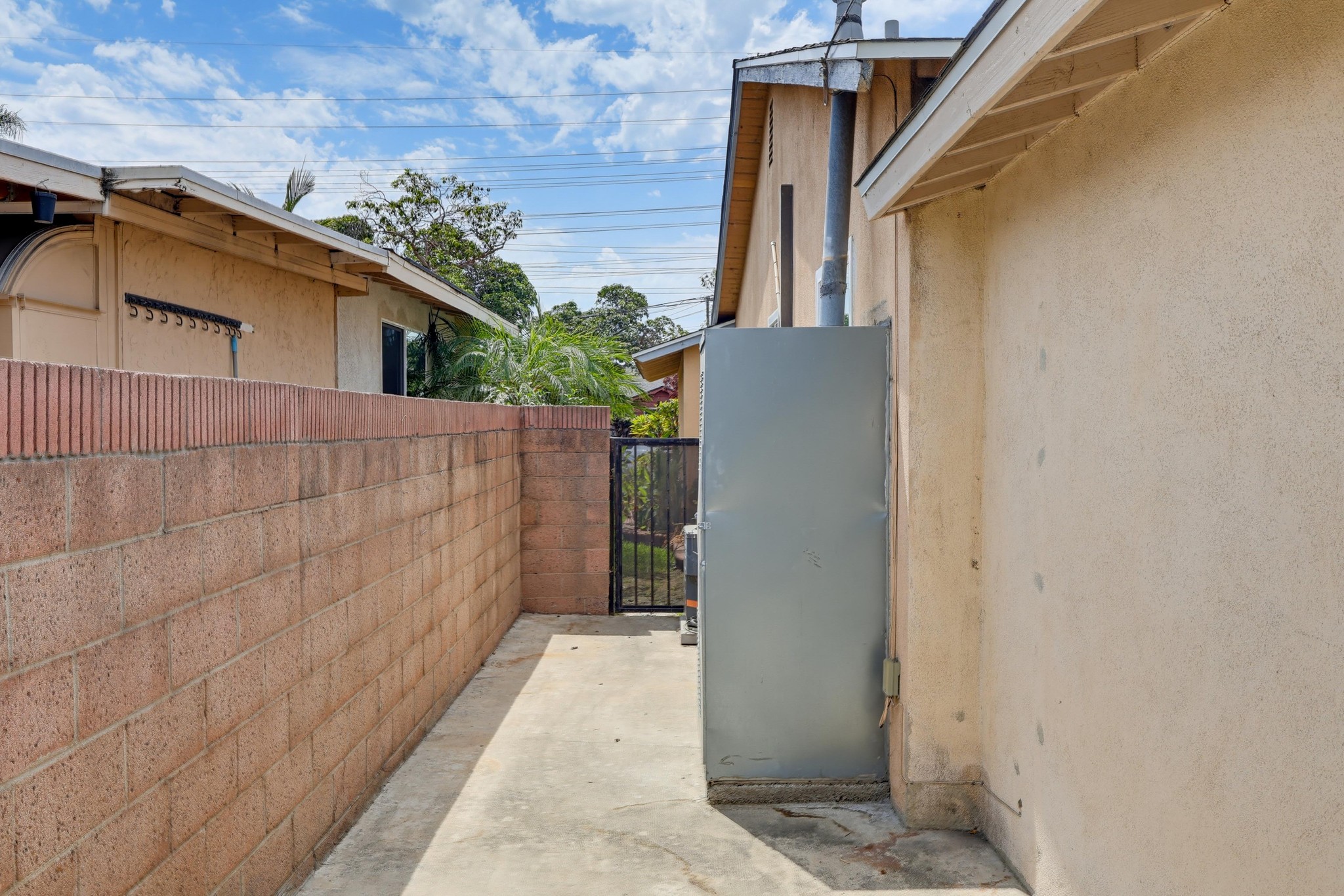 Virtual tour photo 75 of 77 for 2841 E 69th St