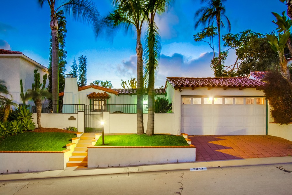 Virtual tour photo 1 of 54 for 2842 Dove St